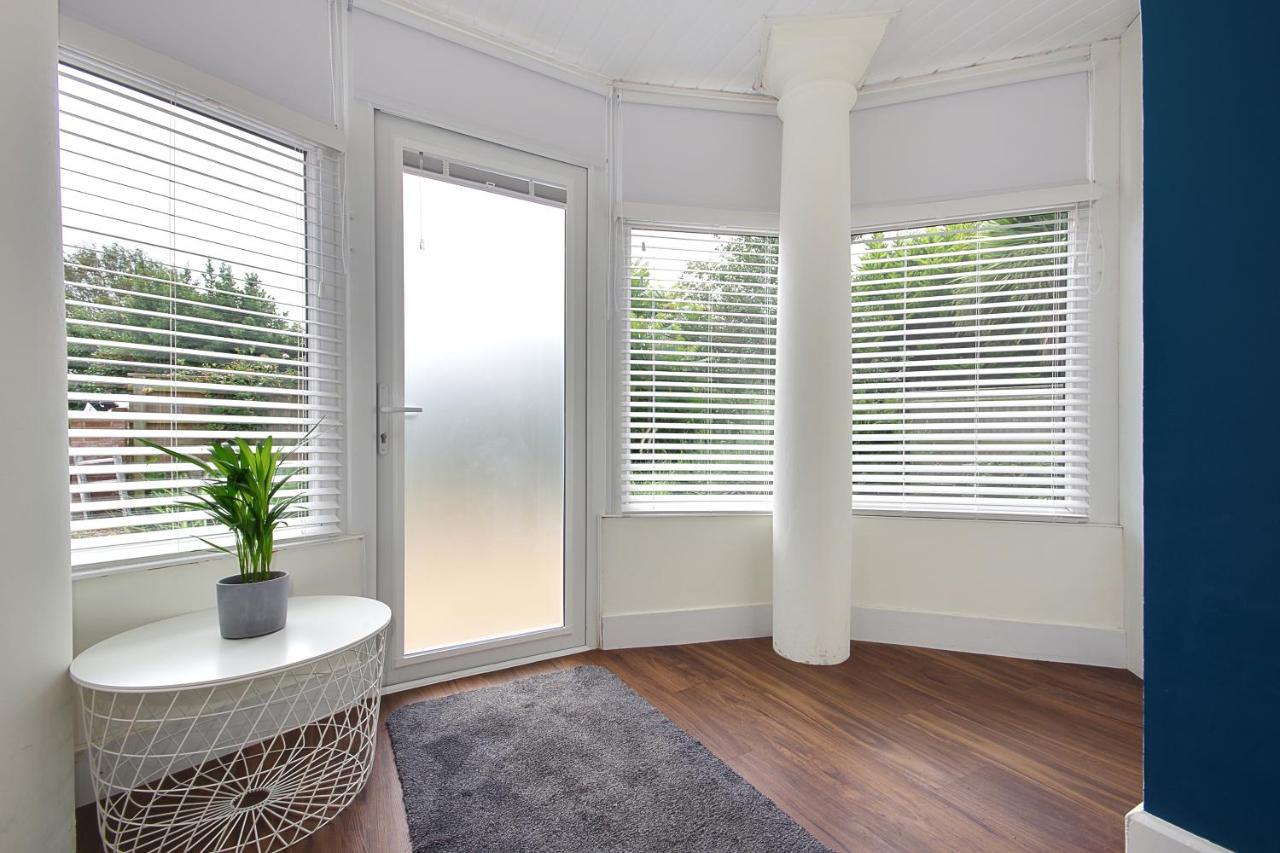 Large En-Suite By The Beach Bournemouth Buitenkant foto